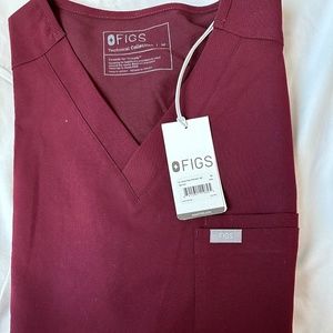 FIGS scrub top